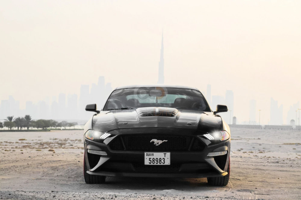 Black Ford Mustang EcoBoost Coupe V4 2018 for rent in Dubai 2